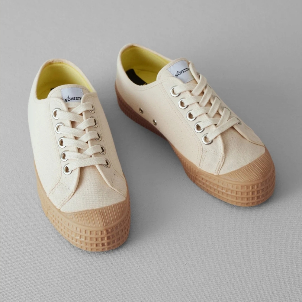 Novesta Cream Canvas Sneakers
